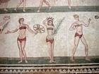 Mosaique des filles en bikini, Villa Casale, Italie.