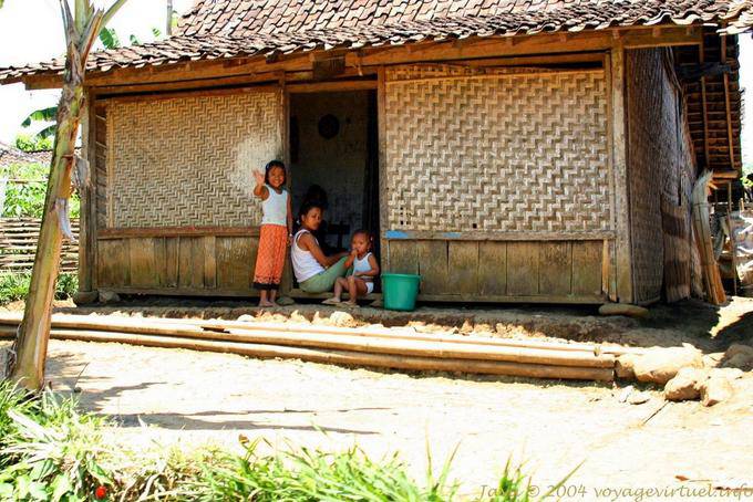 Maison traditionnelle javanaise, Jambewangi, Java - Indonésie