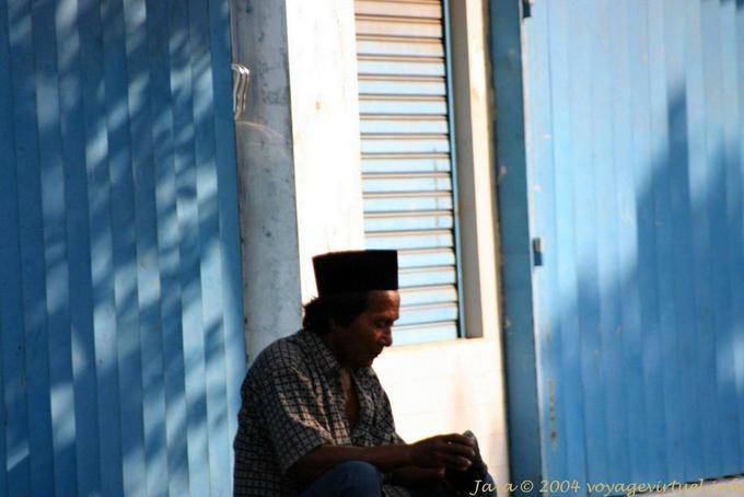 Ombre sur bleu, Banyuwangi, Java - Indonésie