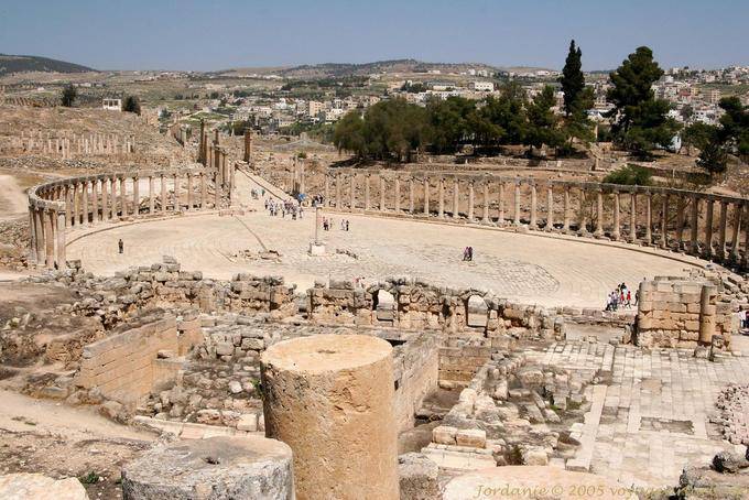 La place Ovale vue depuis le temple de Zeus, Jerash - Jordanie