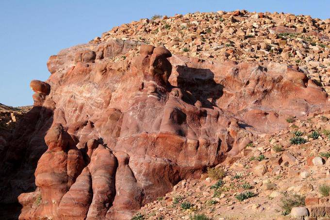 Amas géologique singulier au bout du djebel Khubta, Pétra - Jordanie