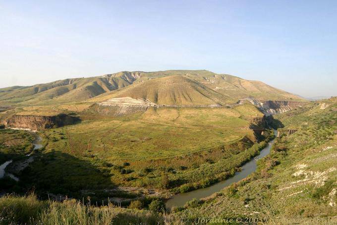 La vallée du Hiéromax (actuelle rivière Yarmouk) vue depuis les environs de Umm Qeis - Jordanie