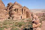 Al Deir, inscrusté dans la montagne - Pétra, Jordanie.