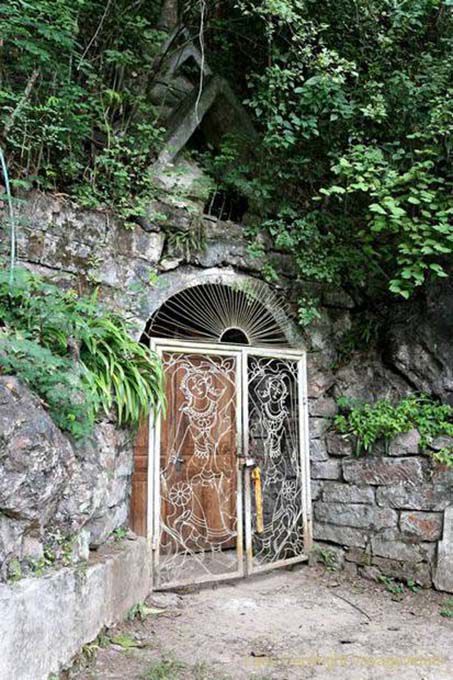 Grotte sacrée, Wat Long Khoun, Luang Prabang, Laos