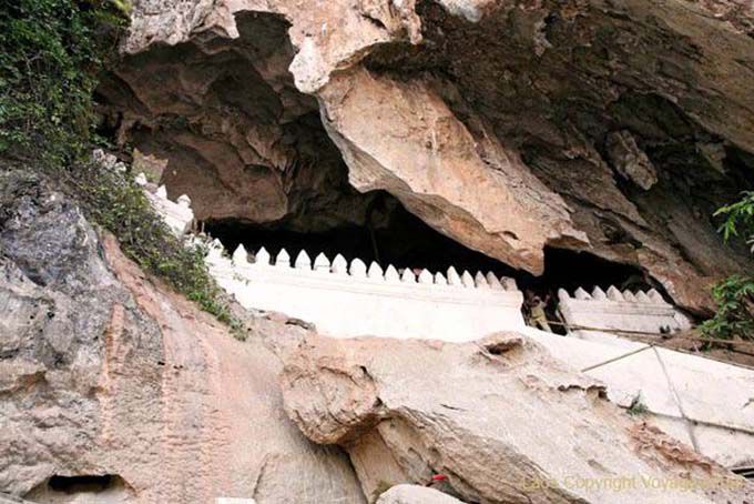 Entrée de Tham Ting, Pak Ou, Laos
