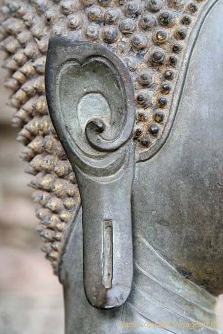 Oreille du bouddha en gros-plan, Vat Phra Kèo, Vientiane, Laos