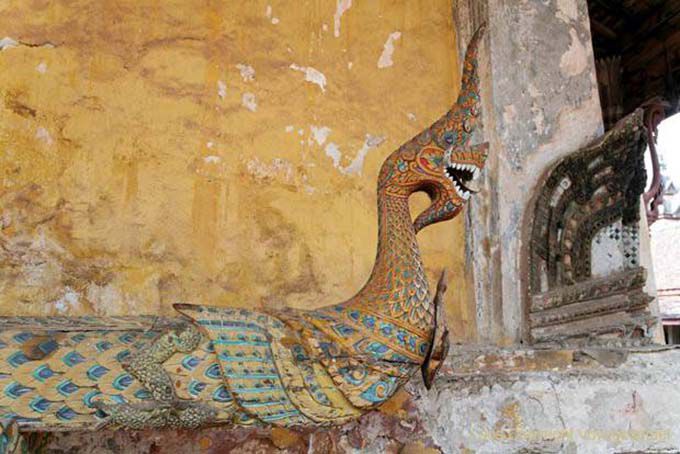 Magnifique naga peint, Wat Sisaket, Vientiane, Laos