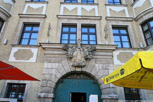 Fronton orné, Altstadt, Alter Markt, Linz - Autriche