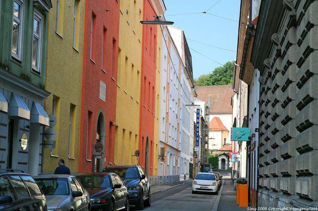 Baumbachstrasse, couleurs de façades, Linz - Autriche
