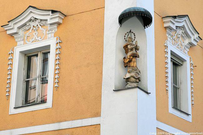 Domgasse, le Saint dans un angle, Linz - Autriche