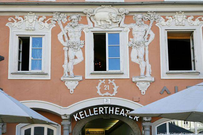 Hauptplatz, Zoom sur le Kellertheater, Linz - Autriche