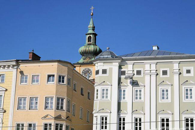 Hauptplatz, Stadtpfarrkirche, vue du clocher, Linz - Autriche