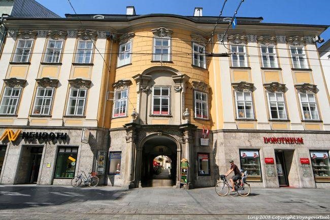 Landstrasse, maison typique, Dorotheum et Neuroth, Linz - Autriche