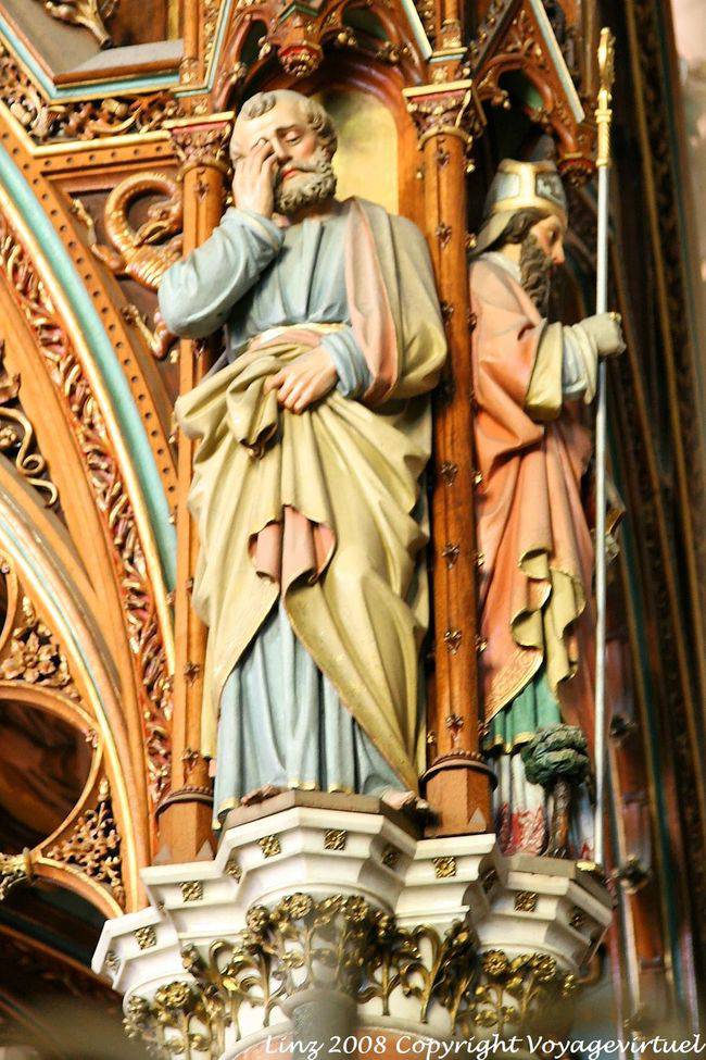 Neuer Dom, peine de Saint sur un pilier, Linz - Autriche