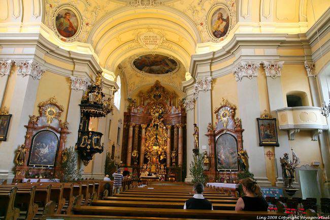 Postlingberg, la nef et le choeur, Linz - Autriche