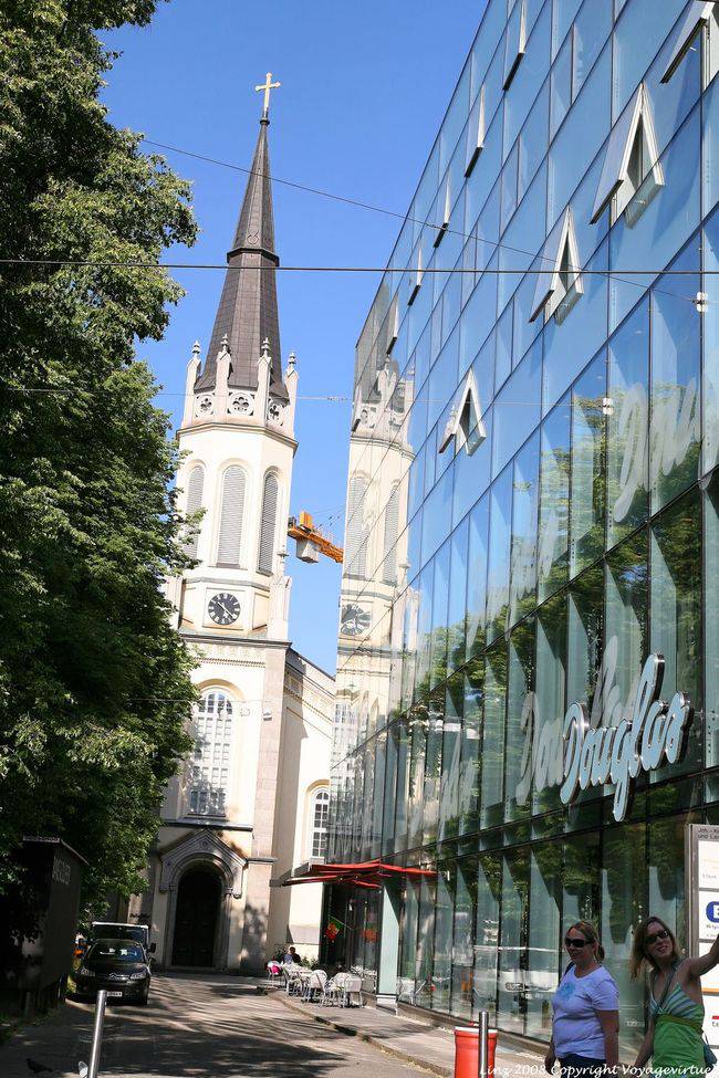 Schiller Platz, église protestante, Martin-Luther-Kirche, Linz - Autriche