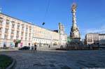 Hauptplatz, Dreifaltigkeitssaule, Alte Dom, Linz, Autriche.