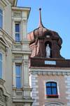 Landstrasse, Taubenmarkt, Vierge sous un toit, Linz, Autriche.