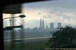 Kuala Lumpur vue depuis le train à grande vitesse local, Malaisie.