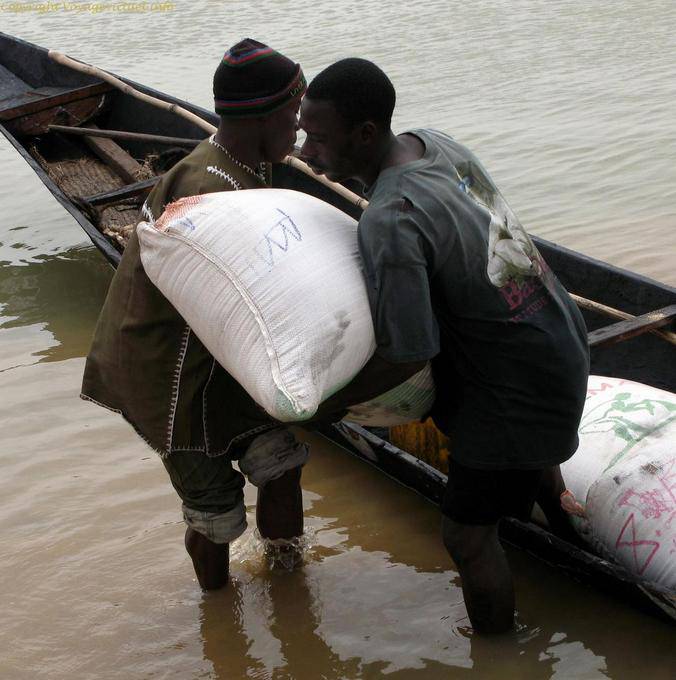 Entre Mopti et Tombouctou Decargement Mi Mali