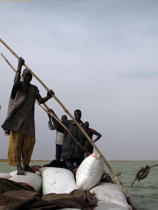Entre Mopti et Tombouctou Pinasse Banc Sable Mali