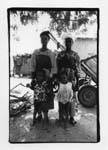 Latakaff, portrait de femmes avec enfants, Mali.