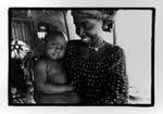 Simby, le sourire de la femme de chasseur, Mali.