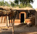 Simbi, habitation traditionnelle colorée, Mali.