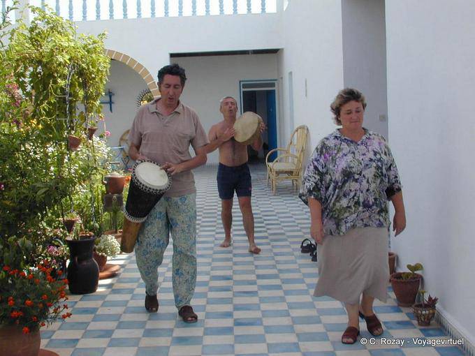 Dar Kenavo, les zinzins musicaux et Thérèse, Essaouira - Maroc