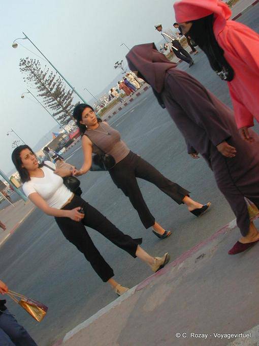 Femmes d'hier et d'aujoud'hui, Essaouira - Maroc