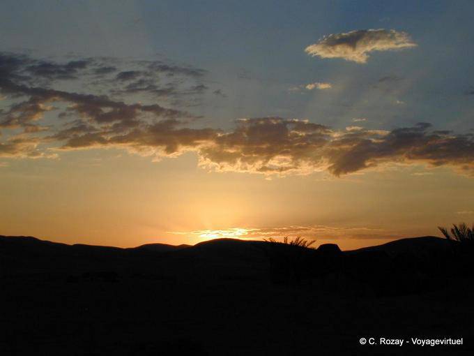Cinq heures du matin à Merzouga - Maroc