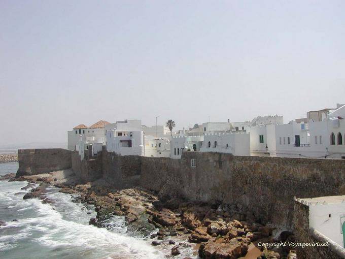 Murailles entre le mausolée Mansour et le Palais Raisuli, Asilah - Maroc