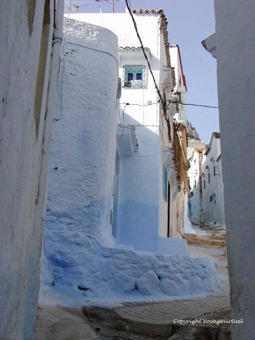 Vers les hauts du quartier Ansar de Chefchaouen - Maroc