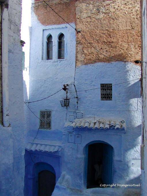 Dans les environs de Bab el Souk, Chefchaouen - Maroc