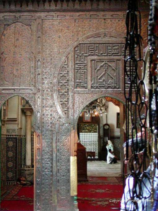 Cloison de bois ouvragée, lieu non mémorisé, Fès - Maroc