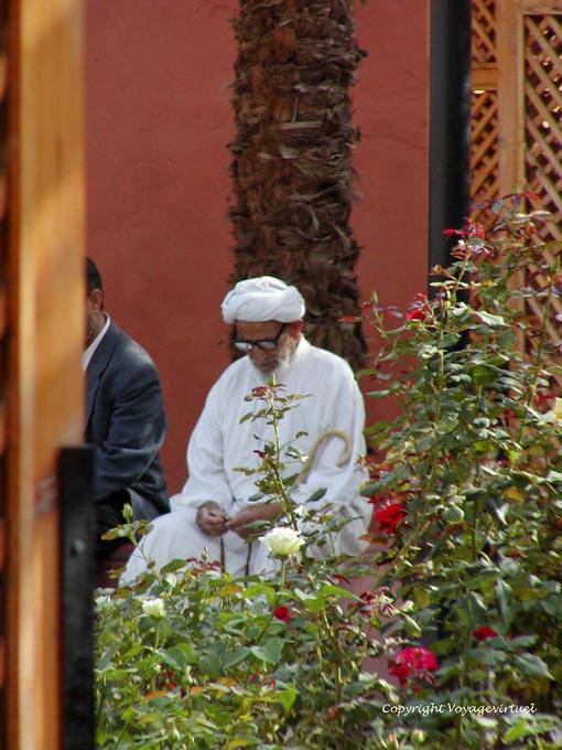 Temps de recueillement, jardin Sidi Hmed El Kamel, Marrakech - Maroc