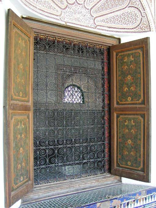 Ferronnerie de fenêtre de la Salle du Petit Riad, Palais de la Bahia, Marrakech - Maroc