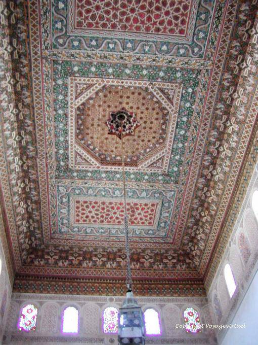 Palais de la Bahia, un plafond, chef d'oeuvre de l'architecture marocaine, Marrakech - Maroc