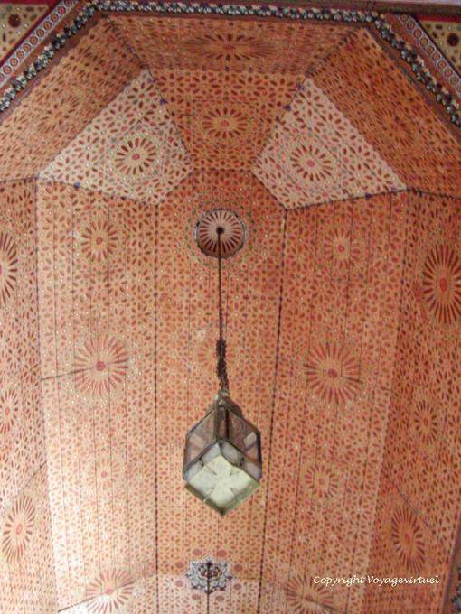 Pointillisme de plafond, Palais de la Bahia, Marrakech - Maroc