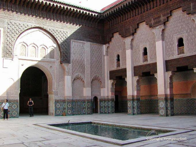 La cour intérieure de la Medersa Ben Youssef, Marrakech - Maroc