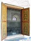 Ferronnerie de fenêtre de la Salle du Petit Riad, Palais de la Bahia, Marrakech, Maroc.