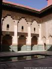 Le mur d'une aile autour du patio principal, Ben Youssef Madrasa, Marrakech, Maroc.