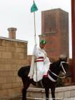 Garde à cheval devant la Tour Hassan, Rabat, Maroc.
