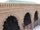 Finesse arhitecturale de l'extérieur de la Mosquée, mausolée Mohammed V, Rabat, Maroc.
