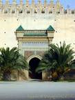 Une porte dans les remparts de la Cité Impériale, Meknès, Maroc.