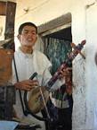 Musique improvisée au marché berbère, environ d'Essaouira, Maroc.