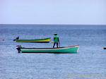 La barque et le pêcheur, Anse Turin, Martinique.