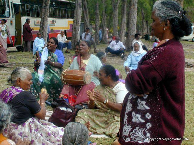 Music sur la plage, Mont Choisy, île Maurice