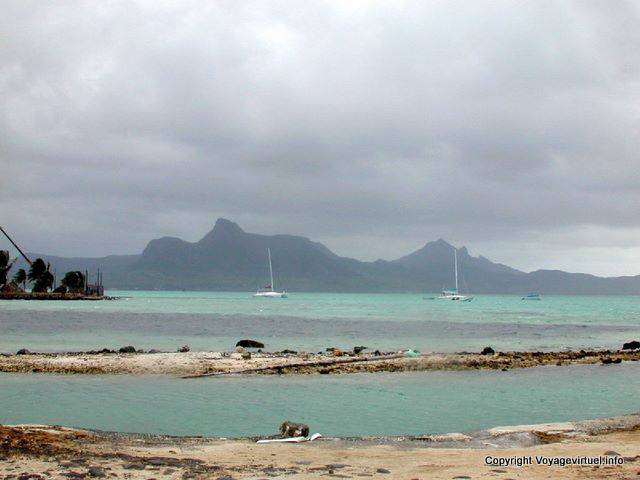 Riviere Noire dans le mauvais temps, île Maurice