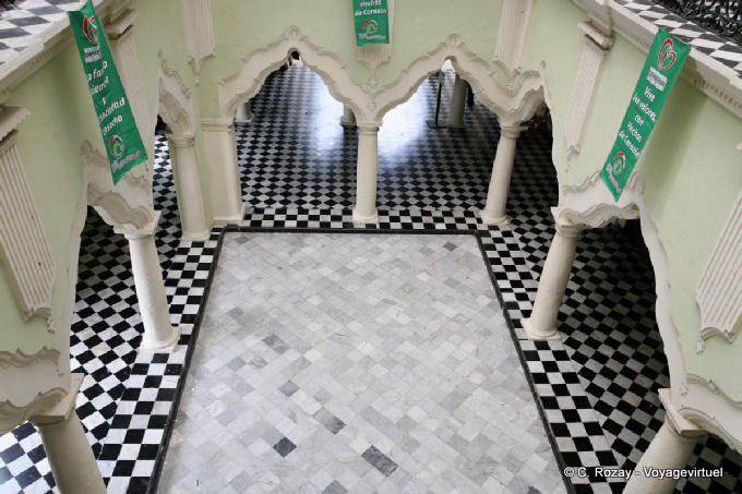 Magnifique patio d'un Palais, Campeche - Mexique